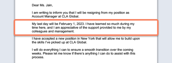 Surat pengunduran diri menyoroti paragraf di mana karyawan menyatakan kapan hari terakhirnya.