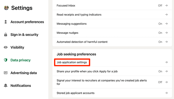 Tangkapan layar LinkedIn menunjukkan di mana harus mengklik untuk memperbarui pengaturan lamaran pekerjaan